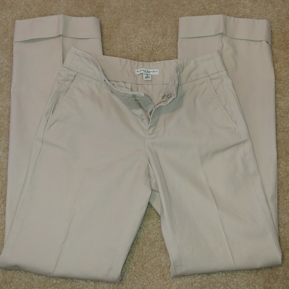 Women's Banana Republic Capris